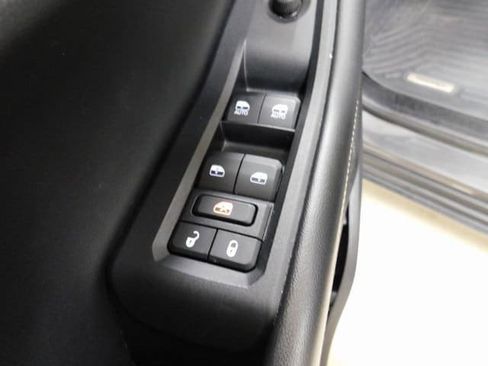 Used 2022 Jeep Grand Cherokee Laredo w/ Luxury Tech Group I image 19