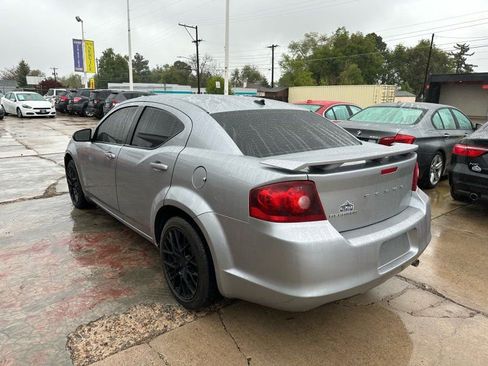 Used 2014 Dodge Avenger SXT w/ Sun/Sound Group FWD image 5