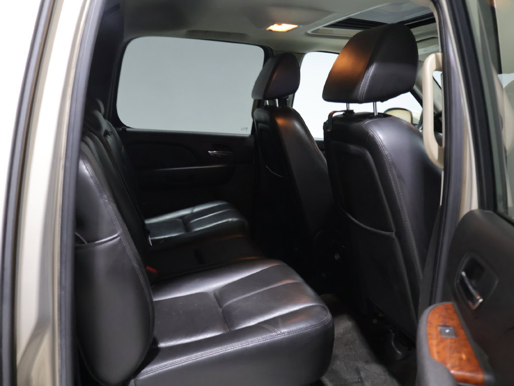 Used 2007 Chevrolet Avalanche LT w/ LT Preferred Equipment Group AWD/4WD image 24