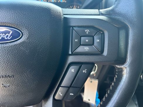 Used 2018 Ford F150 XLT w/ Equipment Group 302A Luxury AWD/4WD image 18