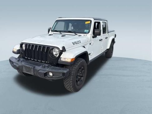 Used 2021 Jeep Gladiator Sport AWD/4WD image 3
