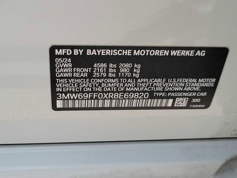 Used 2024 BMW 330i Sedan w/ Convenience Package image 21