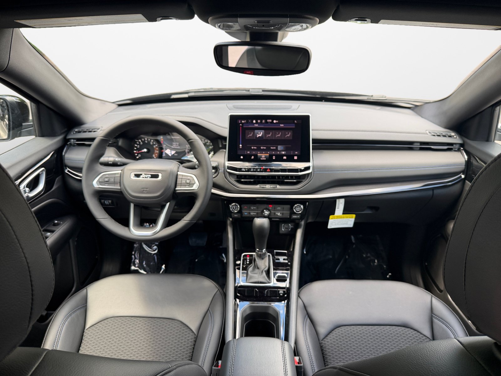 New 2026 Jeep Compass Latitude AWD/4WD image 12
