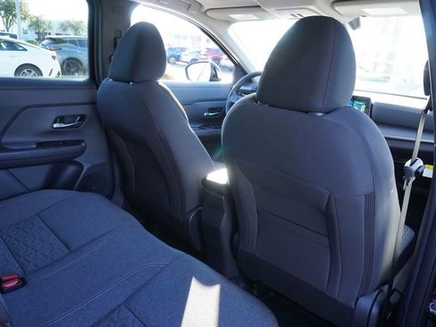 New 2026 Nissan Kicks SV w/ SV Premium Package FWD image 10