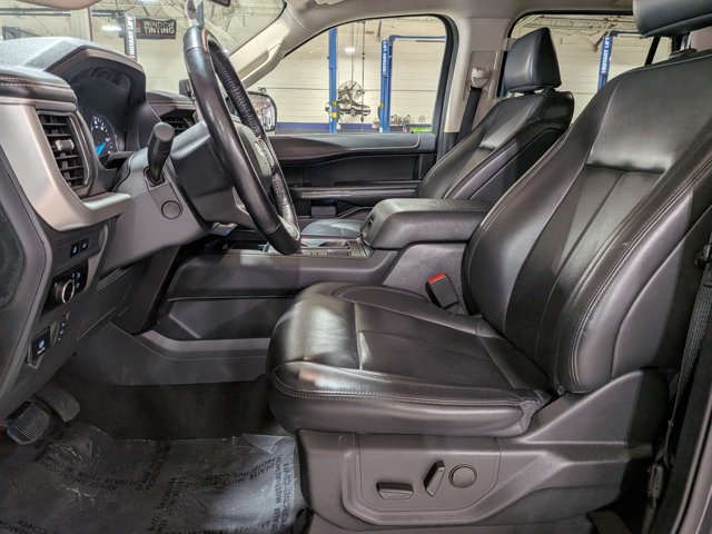 Used 2024 Ford Expedition XLT RWD image 21