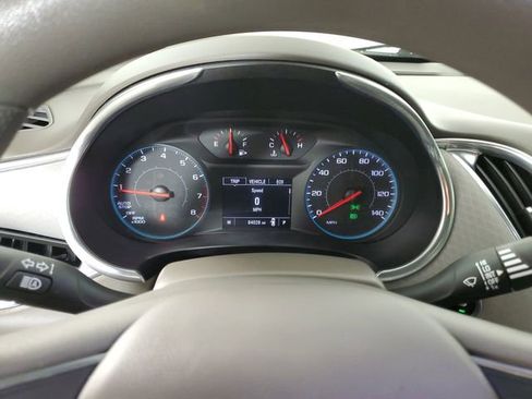 Used 2021 Chevrolet Malibu LT image 27