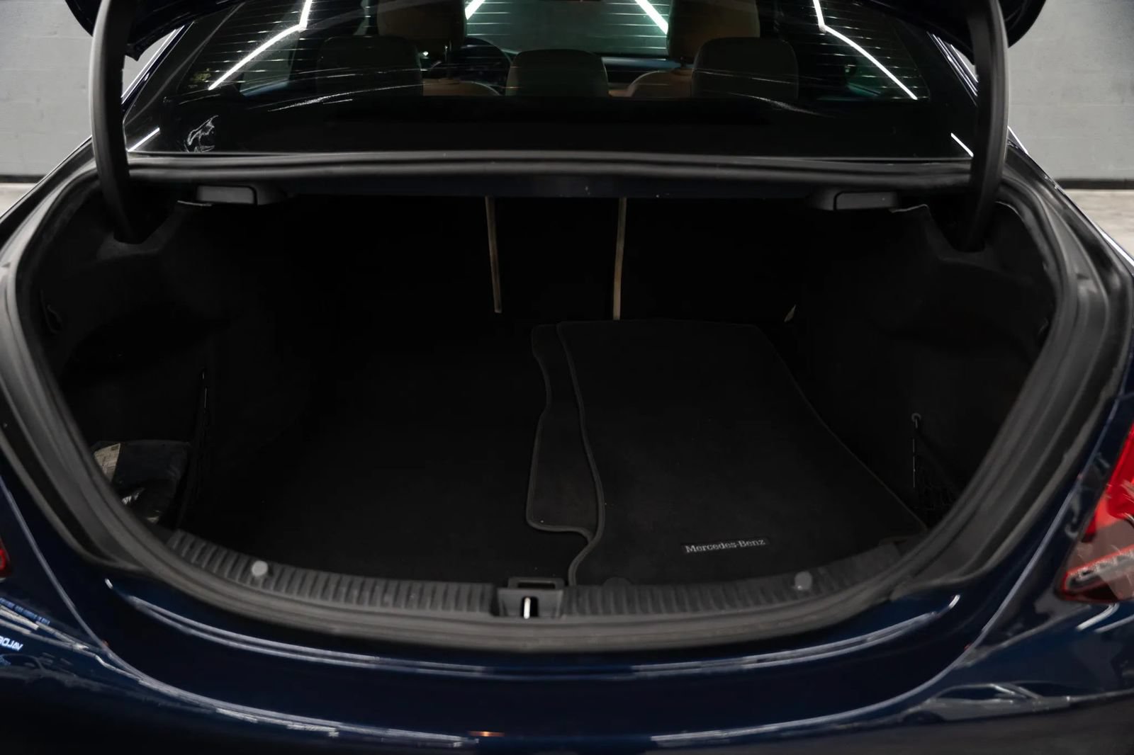 Used 2019 Mercedes-Benz C 300 Sedan image 45