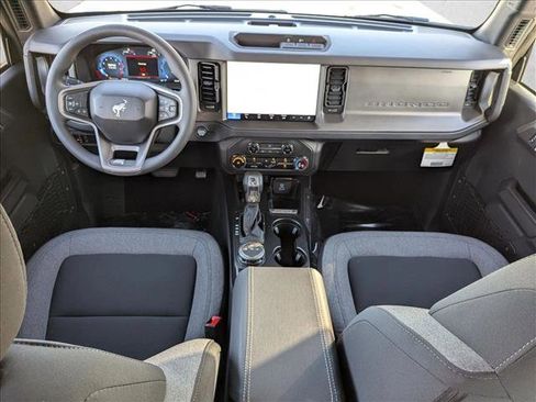 New 2025 Ford Bronco 4-Door image 14