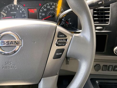 Used 2016 Nissan NV 3500 SV RWD image 25