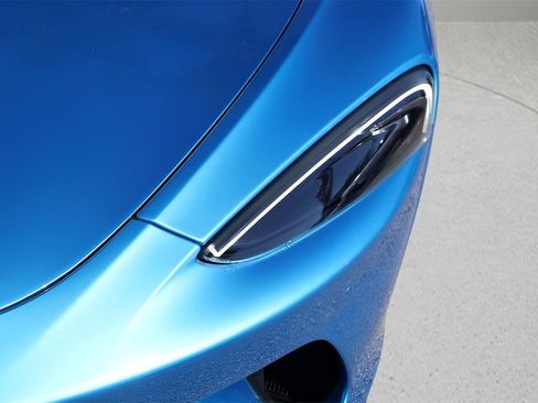 Used 2023 McLaren GT image 9