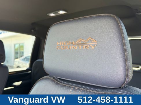 Used 2024 Chevrolet Silverado 3500 High Country w/ Technology Package AWD/4WD image 15