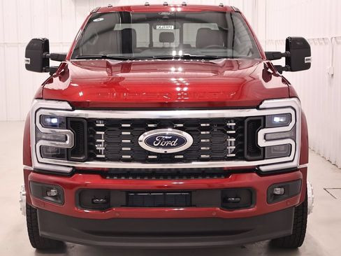 New 2026 Ford F450 Platinum w/ FX4 Off-Road Package AWD/4WD image 4