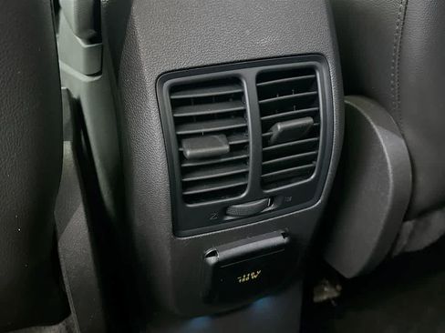 Used 2017 Ford Escape Titanium w/ Equipment Group 301A AWD/4WD image 12