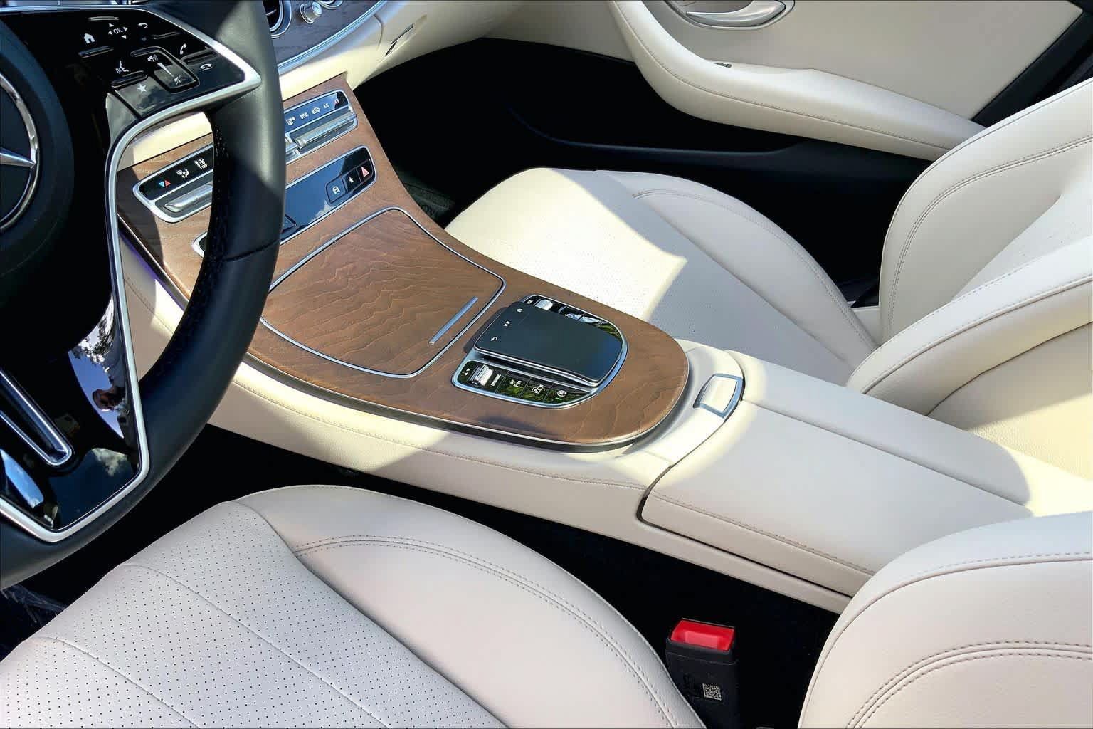 Used 2023 Mercedes-Benz E 450 4MATIC Sedan image 16