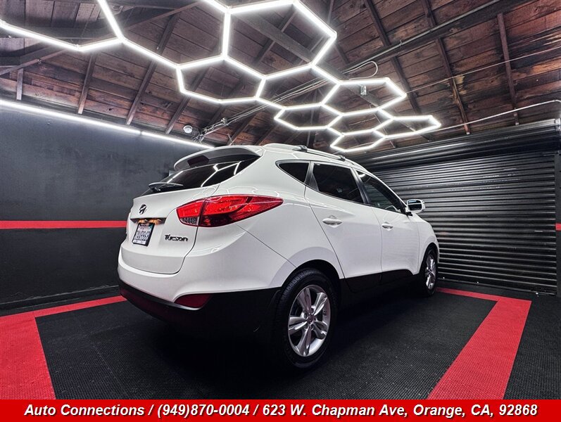 Used 2013 Hyundai Tucson GLS FWD image 3