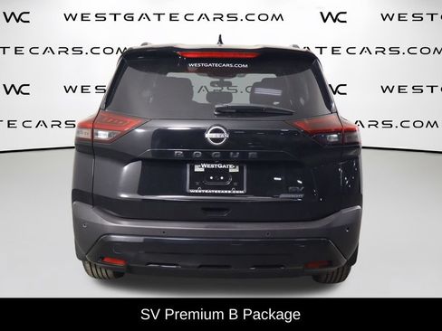 Used 2023 Nissan Rogue SV w/ SV Premium B Package FWD image 4
