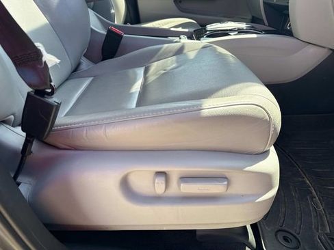 Used 2020 Honda Pilot Touring image 16