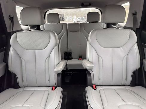 Used 2024 Hyundai Palisade SEL image 34