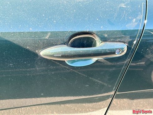 Certified 2023 Toyota Corolla Cross XLE w/ Convenience Package image 10