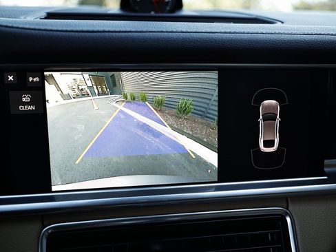 Used 2021 Porsche Panamera 4 image 42