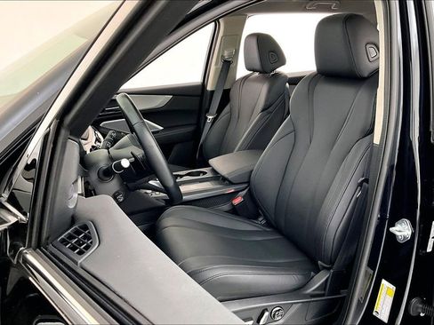 Certified 2025 Acura MDX SH-AWD image 31