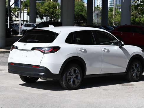 New 2026 Honda HR-V LX image 6