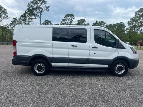 Used 2017 Ford Transit 250 250 3dr SWB Low Roof Cargo Van image 6