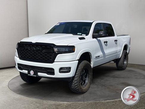Used 2025 RAM 1500 Big Horn AWD/4WD image 3