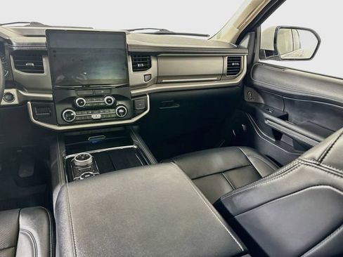 Certified 2023 Ford Expedition XLT AWD/4WD image 30
