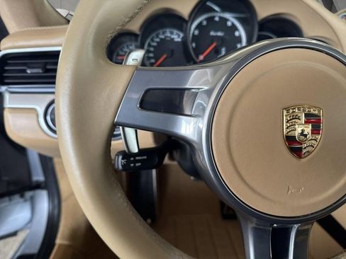 Used 2014 Porsche 911 Turbo image 19