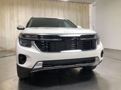 New 2026 Kia Seltos EX w/ EX Sunroof Package