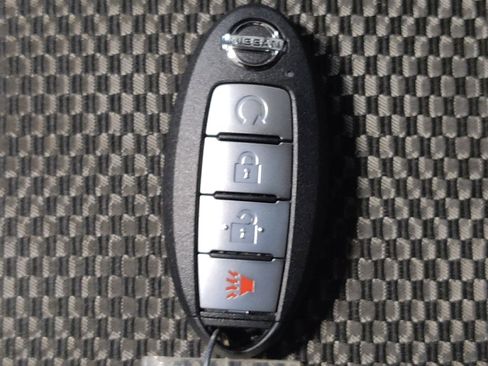 Used 2021 Nissan Rogue Sport SV FWD image 32
