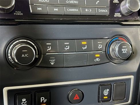 Used 2022 Nissan Titan S w/ S Utility Package image 13