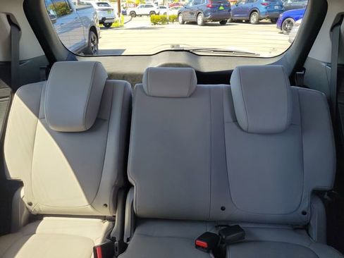 Certified 2024 Honda Odyssey EX-L image 13