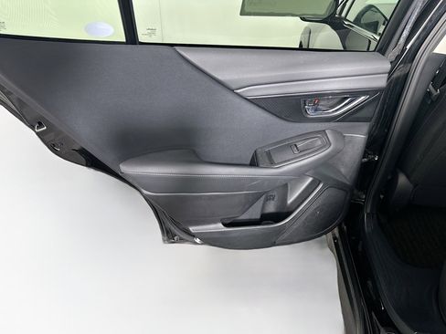 Used 2025 Subaru Outback Premium image 27