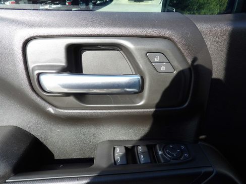 Used 2026 Chevrolet Silverado 1500 Custom RWD image 14