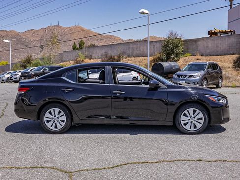 Used 2024 Nissan Sentra S FWD image 3