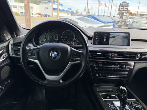Used 2017 BMW X5 xDrive35i w/ Premium Package AWD/4WD image 32