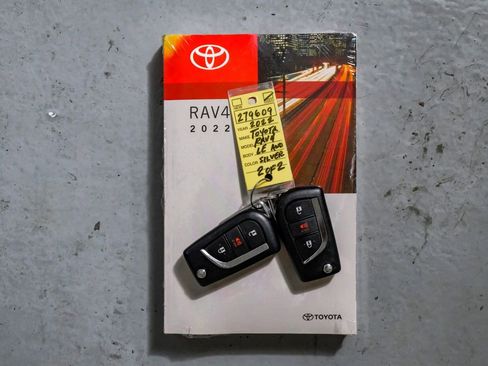 Used 2022 Toyota RAV4 LE image 55