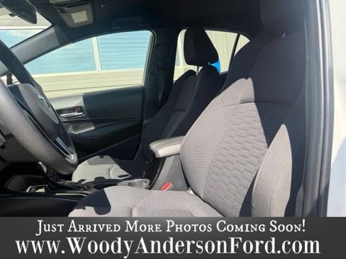 Used 2024 Toyota Corolla SE FWD image 9