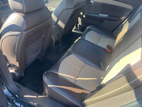 Used 2009 Chevrolet Malibu LTZ w/ HFV6 Engine Package image 28