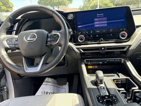 Used 2025 Lexus TX 350 AWD w/ Technology Package image 19