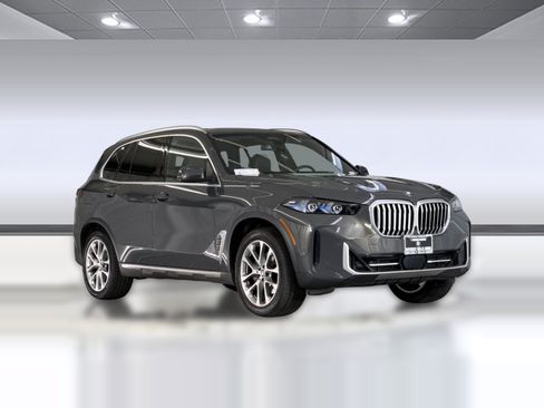 Used 2026 BMW X5 sDrive40i w/ Premium Package RWD image 7