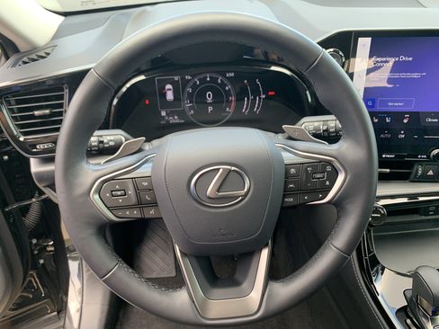 Used 2025 Lexus NX 250 FWD w/ Accessory Package (2T) image 18