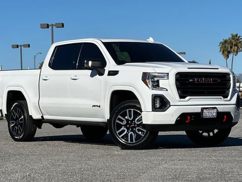 Used 2021 GMC Sierra 1500 AT4 w/ AT4 Premium Package image 2