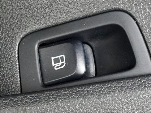 Used 2017 Audi A3 e-tron Premium FWD image 28