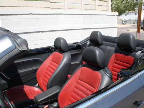 Used 2014 Volkswagen Beetle R-Line image 14