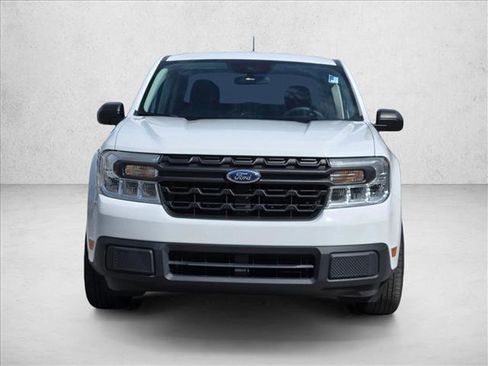 Used 2022 Ford Maverick XL FWD image 2
