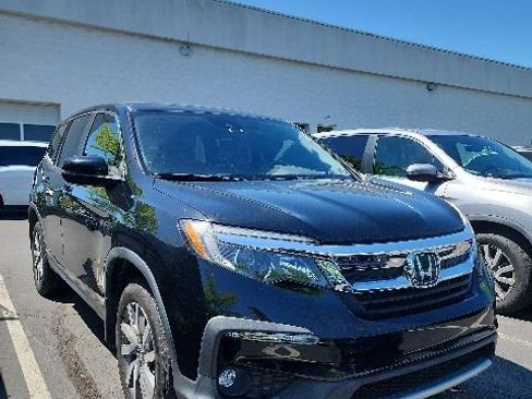 Certified 2021 Honda Pilot EX image 3