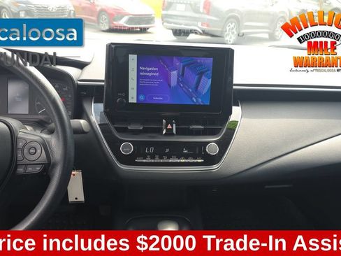 Used 2023 Toyota Corolla LE FWD image 25